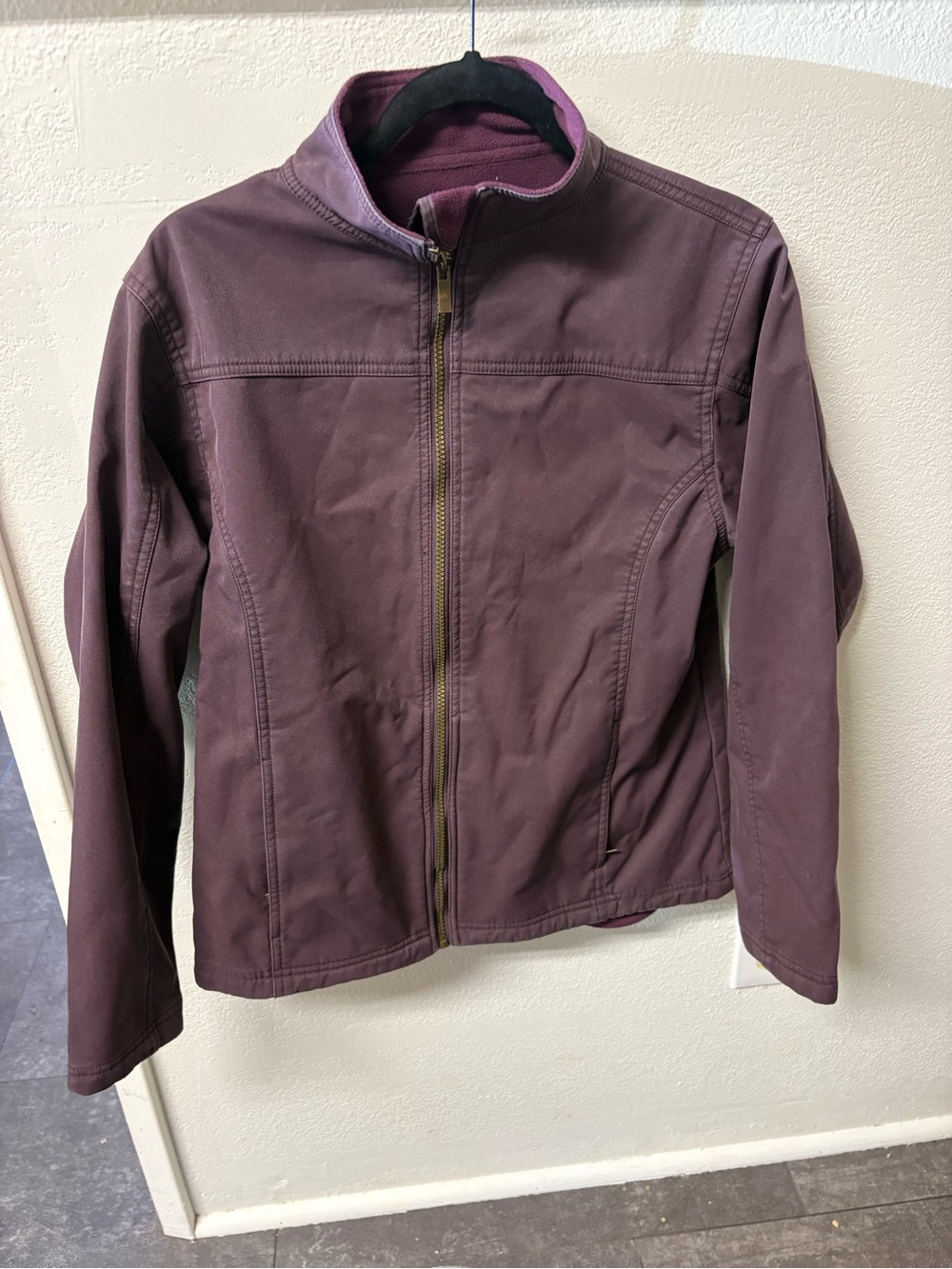 Women's Plum Zip-Front barn Jacket